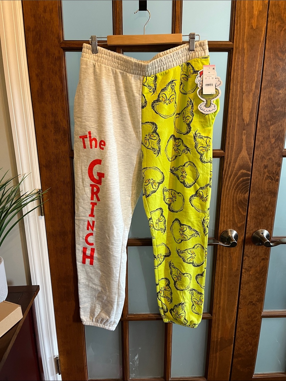 Adult The Grinch Two-Tone Jogger Pants - Lime & Heather Gray